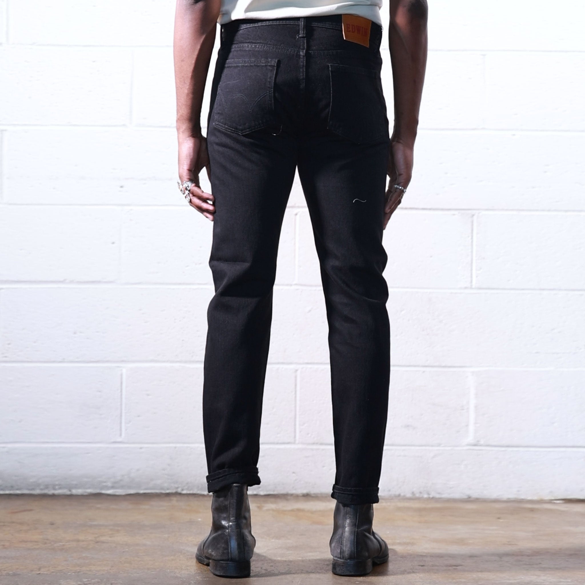 Akita Taper Wet Black Men's Premium Selvage