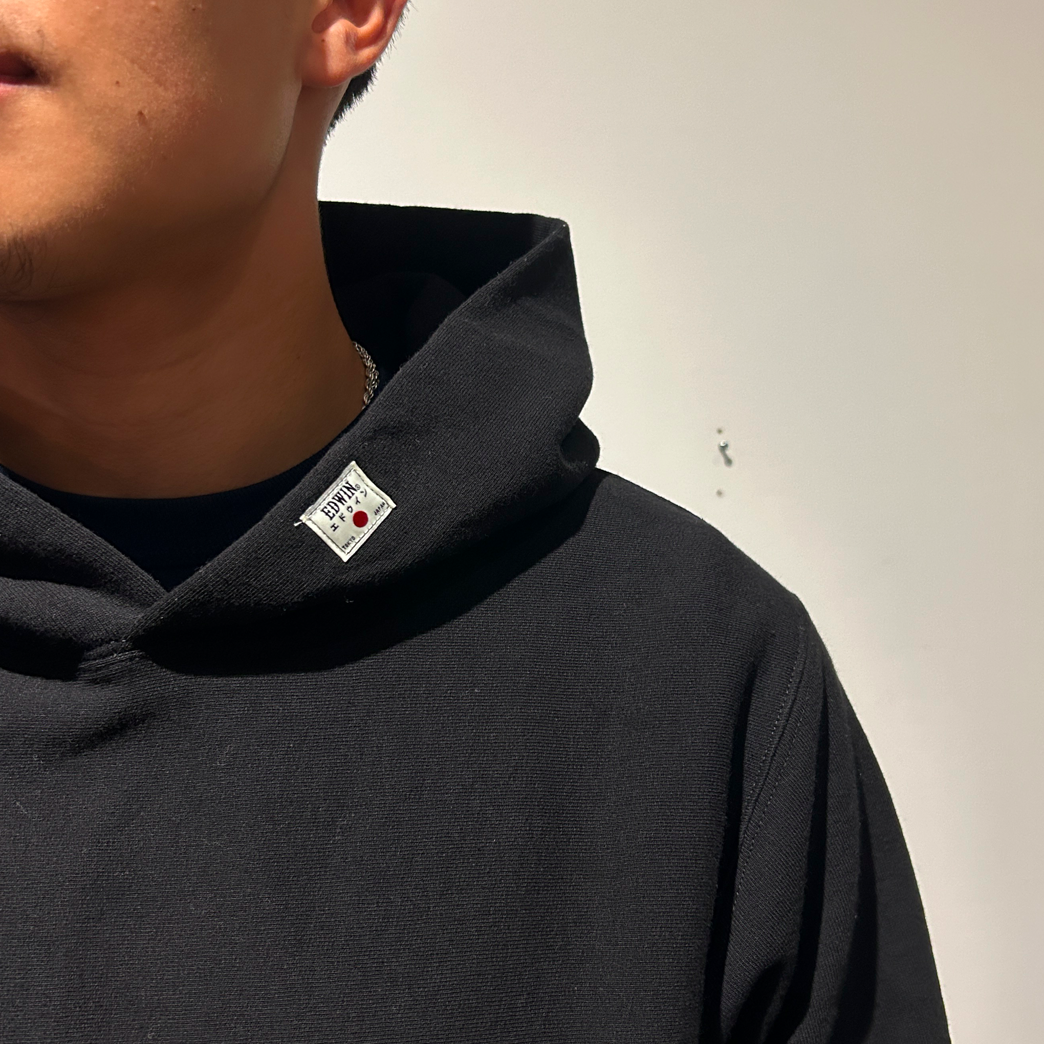 Edwin - BLACK RELAXED FIT HOODIE